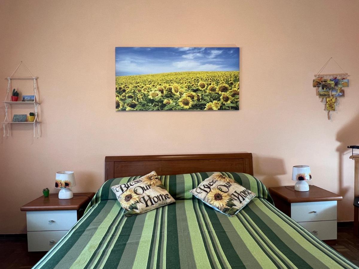 ヴェルチェッリ Vicino A Tutto Bed & Breakfast エクステリア 写真