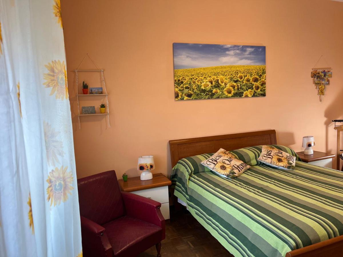 ヴェルチェッリ Vicino A Tutto Bed & Breakfast エクステリア 写真