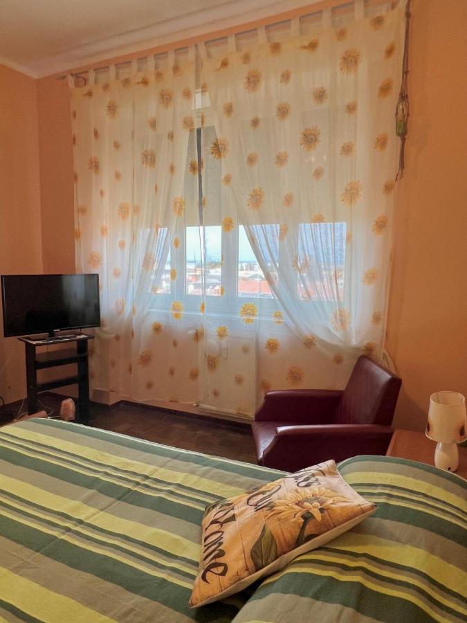 ヴェルチェッリ Vicino A Tutto Bed & Breakfast エクステリア 写真